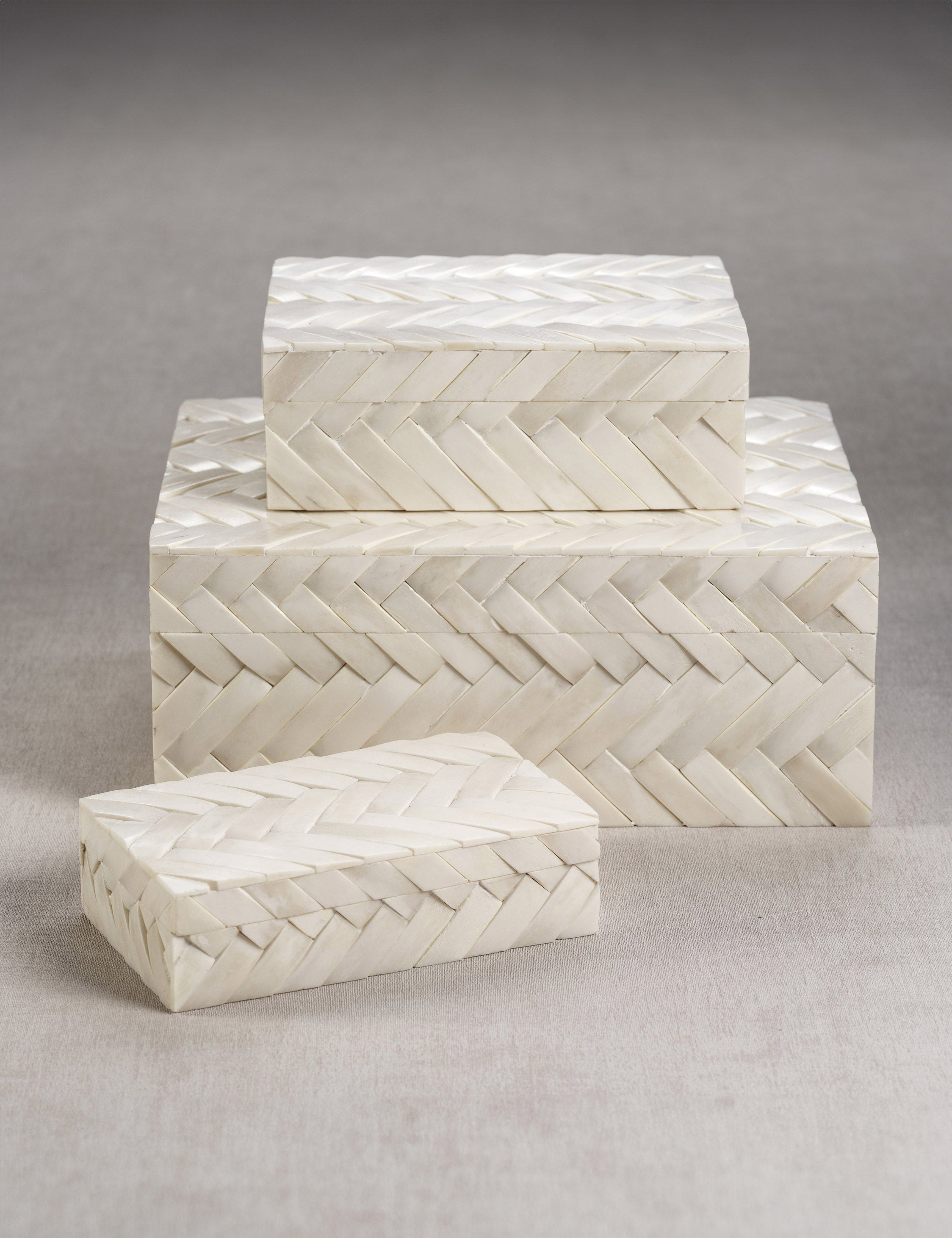 Netta Box - White / Small