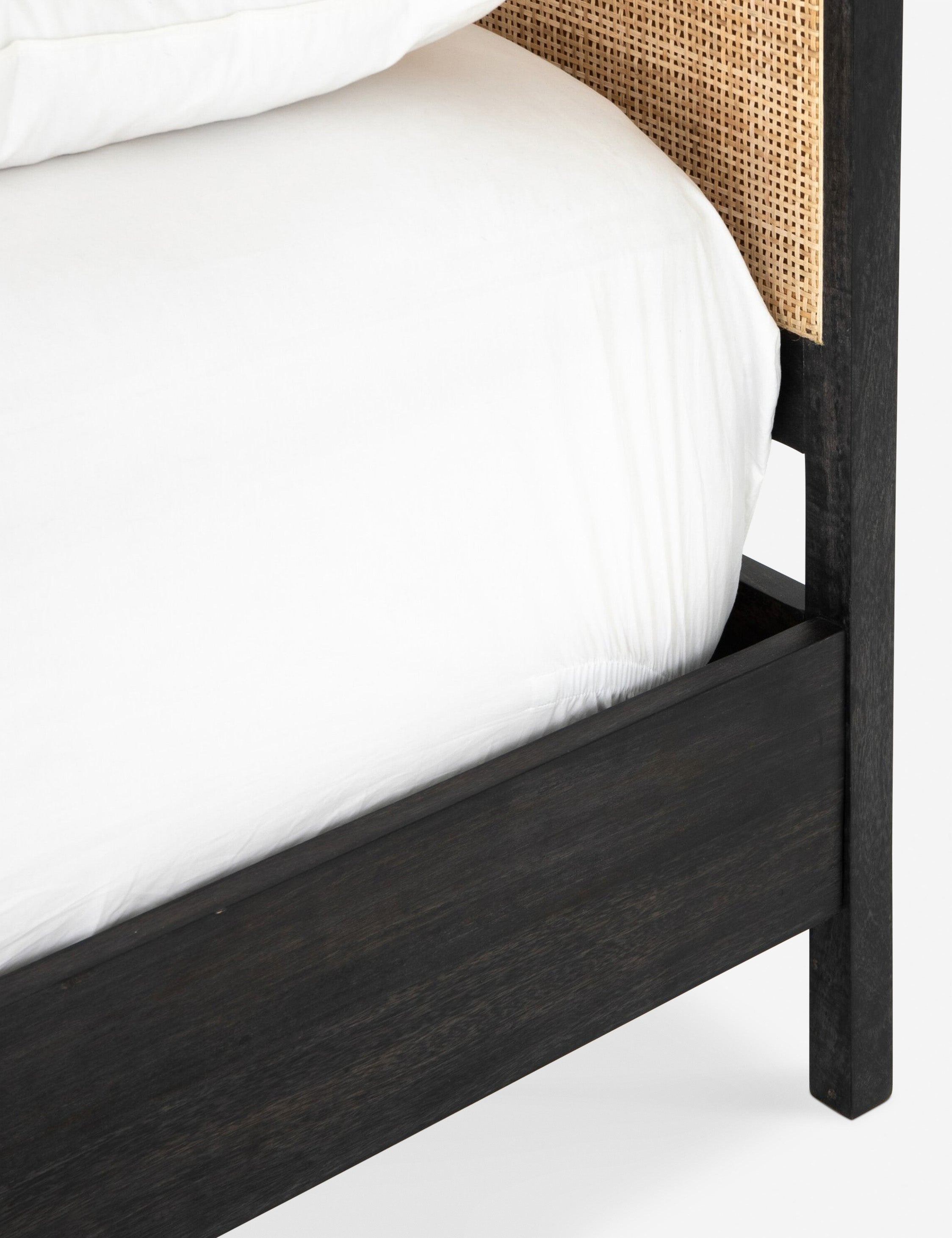 Hannah Platform Bed - Black and Natural / Twin