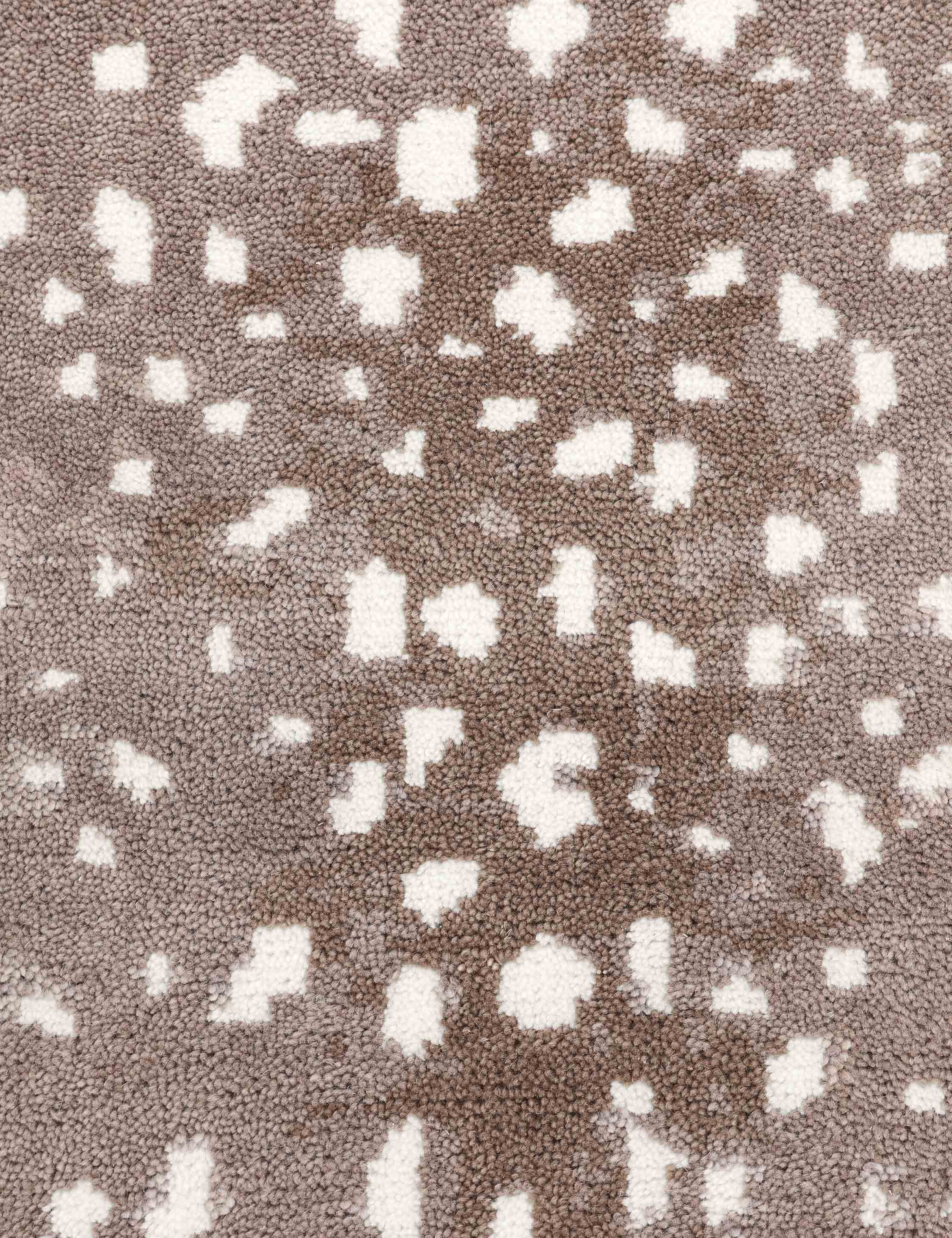 Esmarie Hand-Knotted Wool Rug - Sand / 8' x 10'