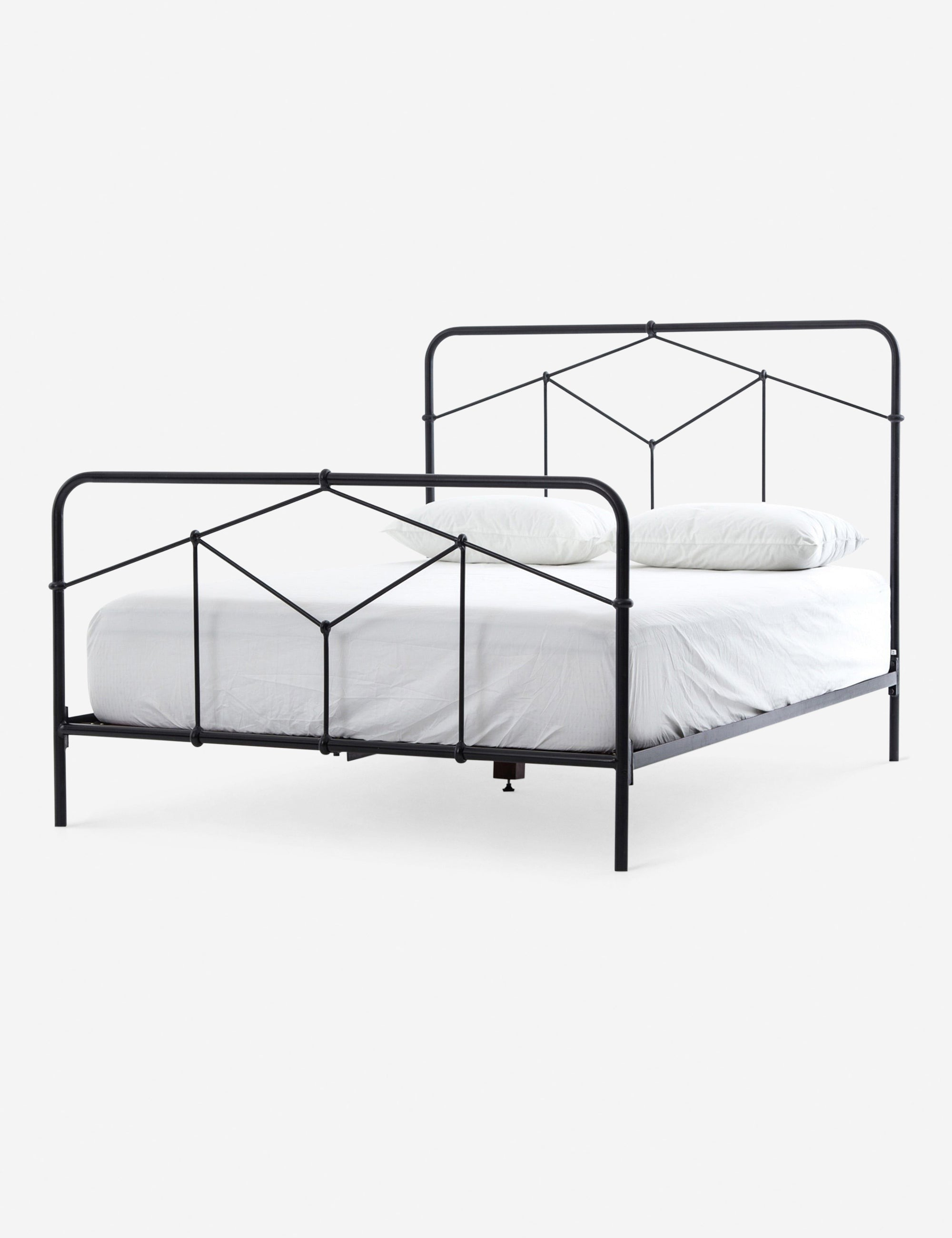 Maddie Bed - Black / King