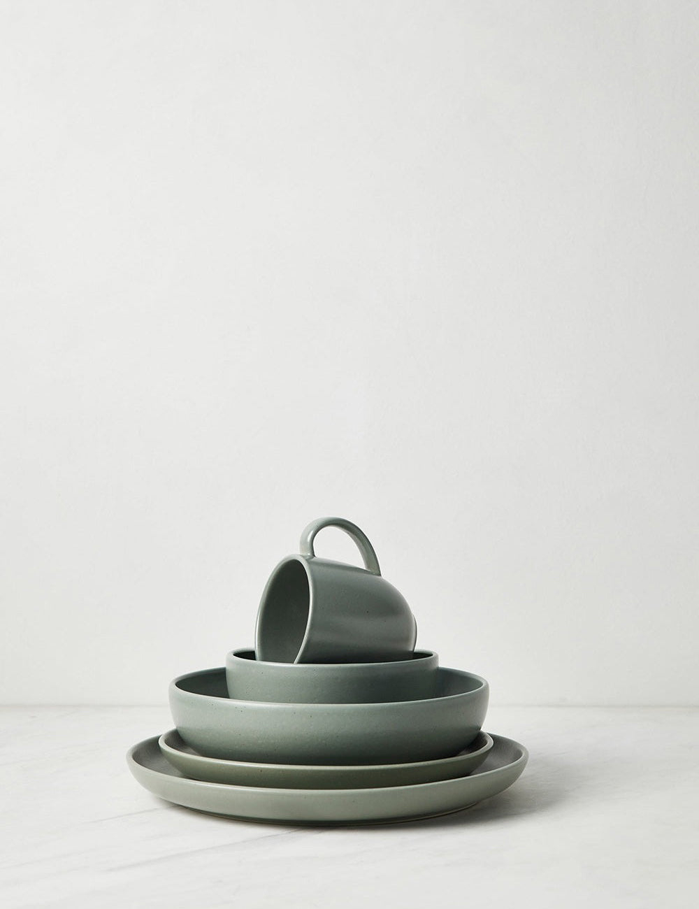 Pacifica Stoneware Dinnerware by Casafina - Artichoke / 5-Piece Set