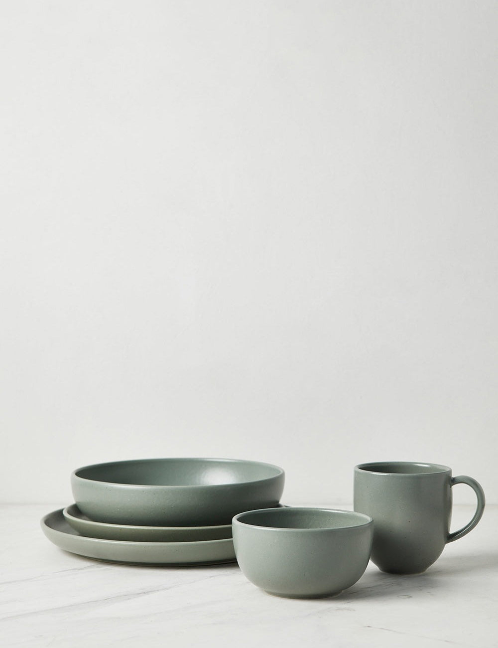 Pacifica Stoneware Dinnerware by Casafina - Artichoke / 5-Piece Set