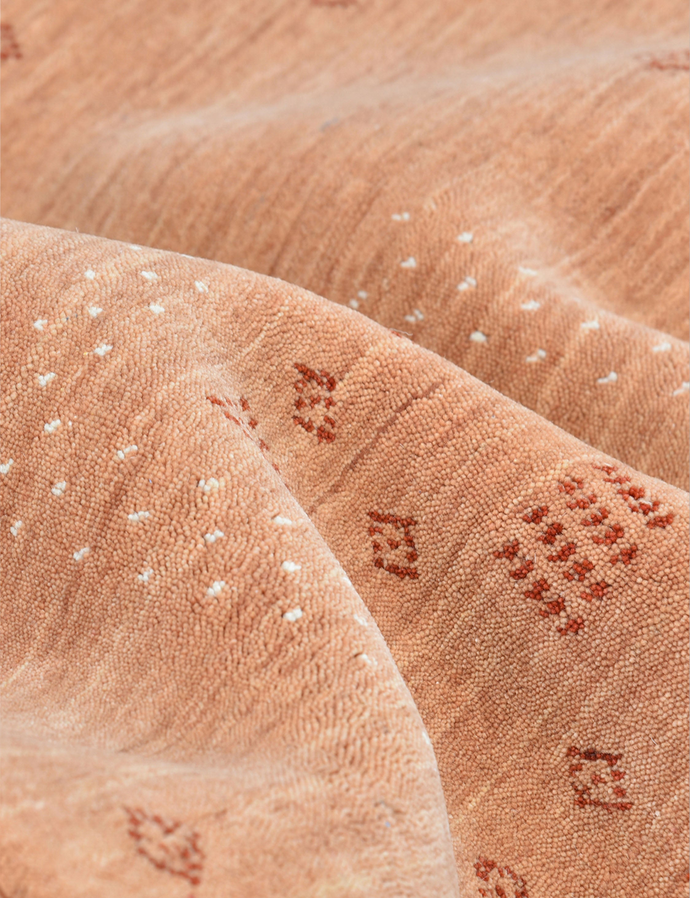 Cyrena Hand-Loomed Wool Rug - Peach / 9' x 12'