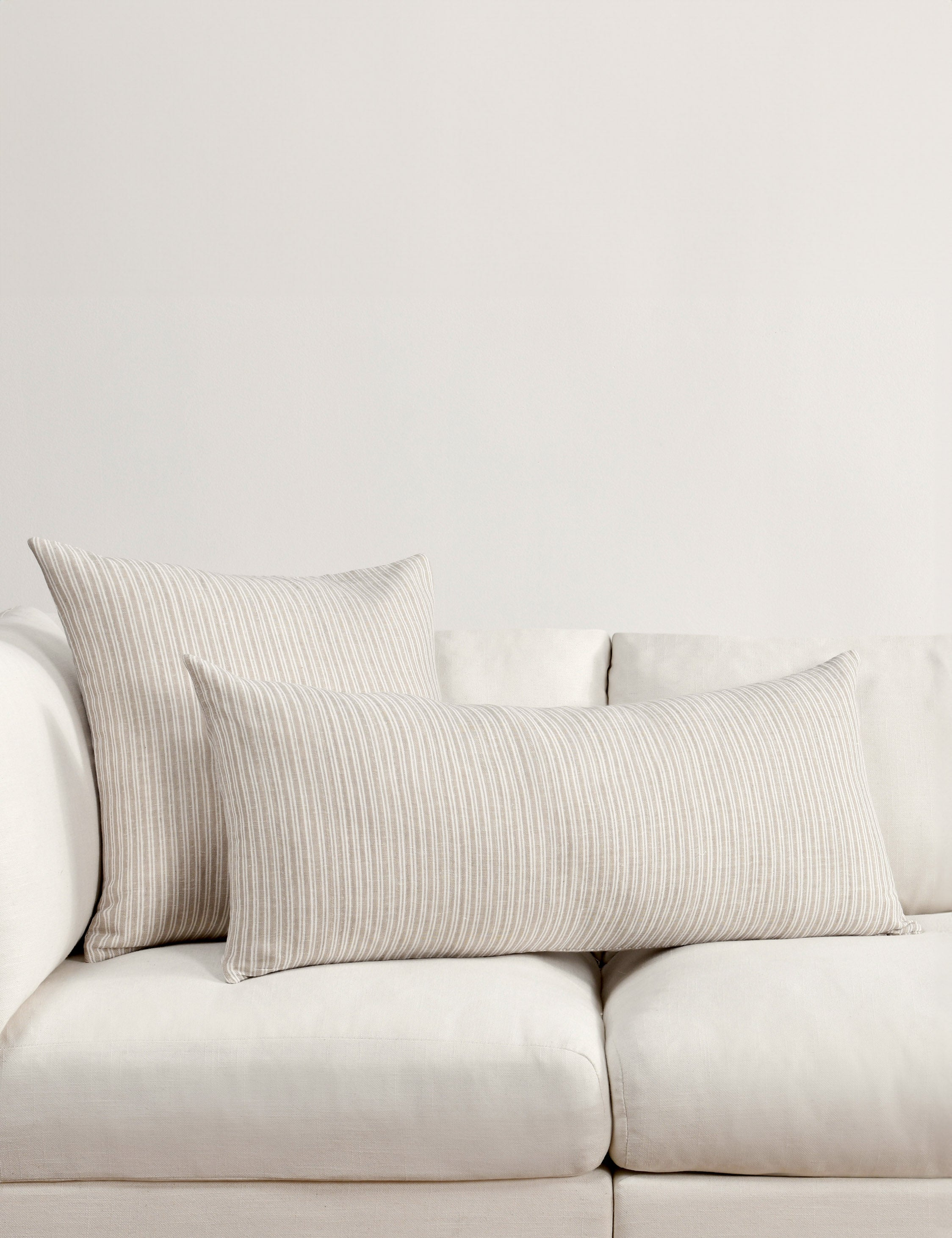 Nevya Pillow - Natural / Square