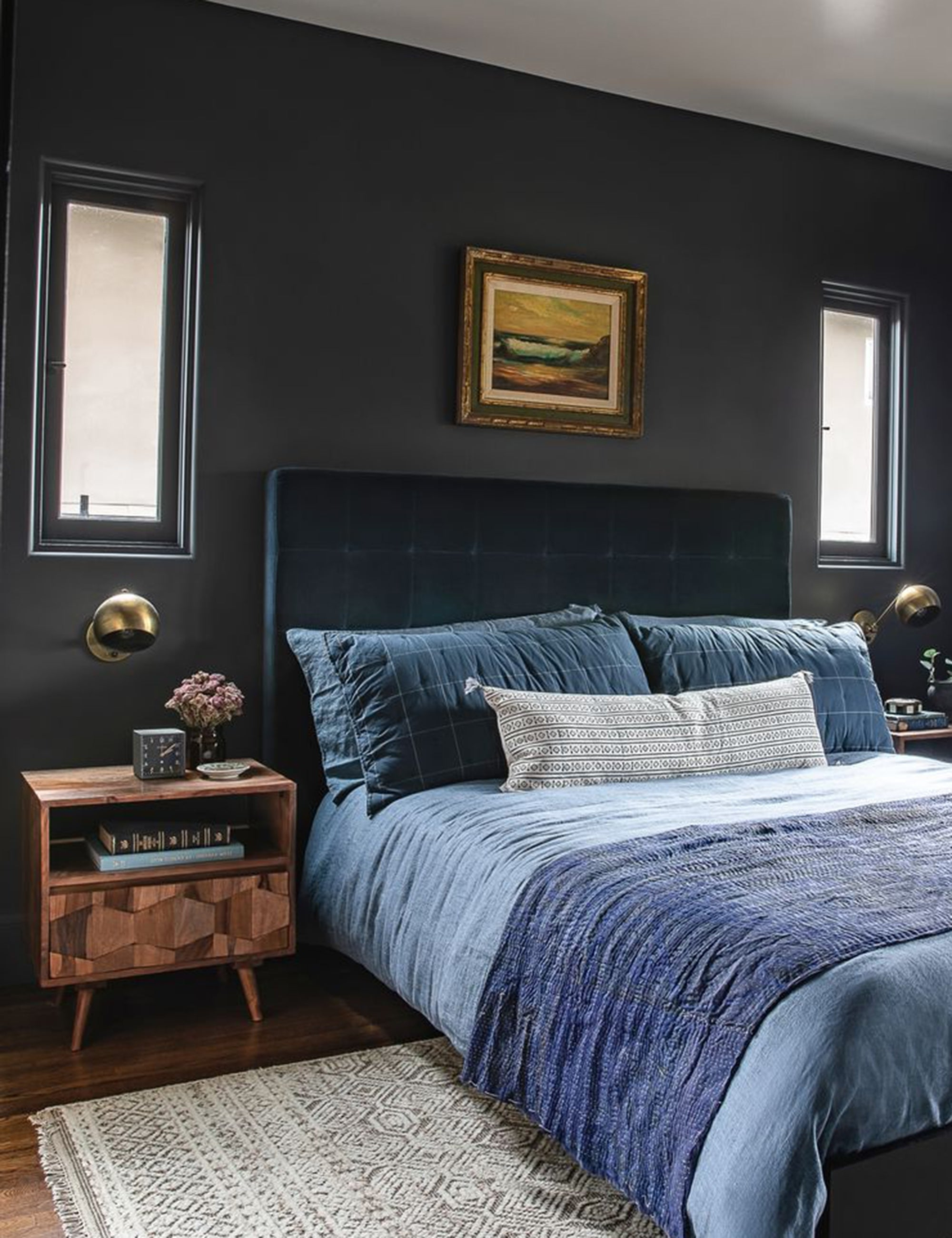 Tavia Nightstand