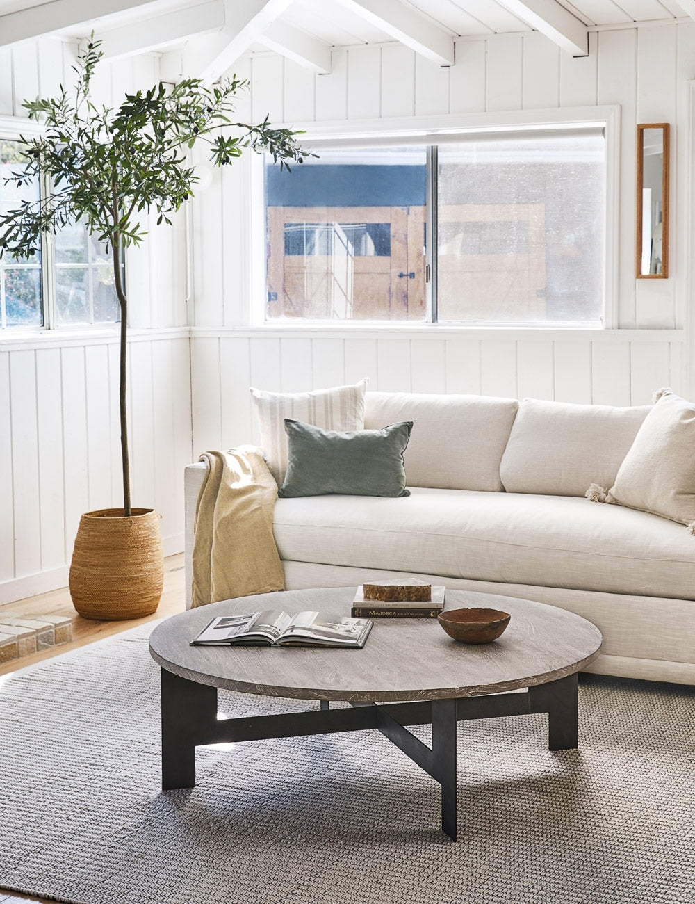 Andra Round Coffee Table