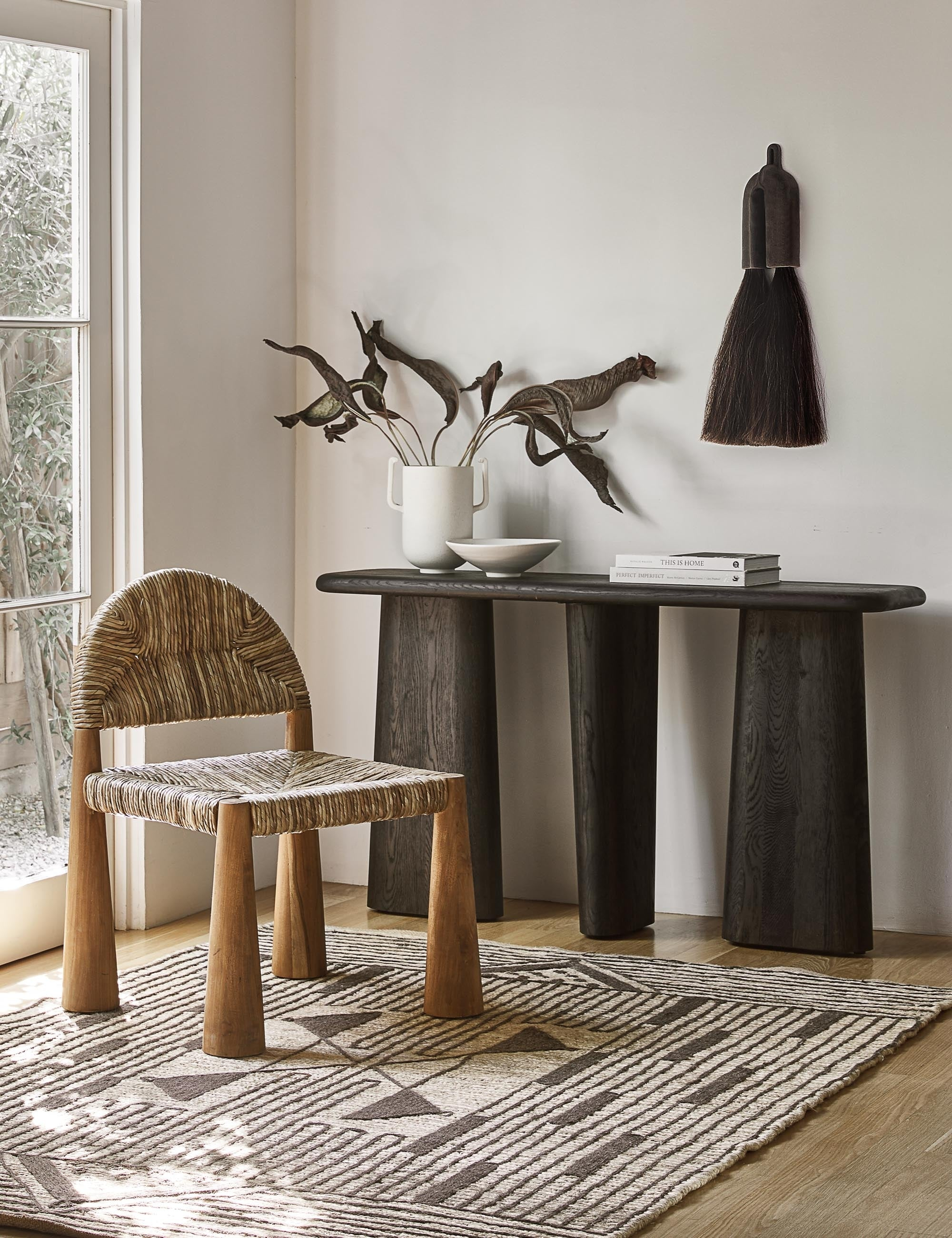 Nera Console Table - Black