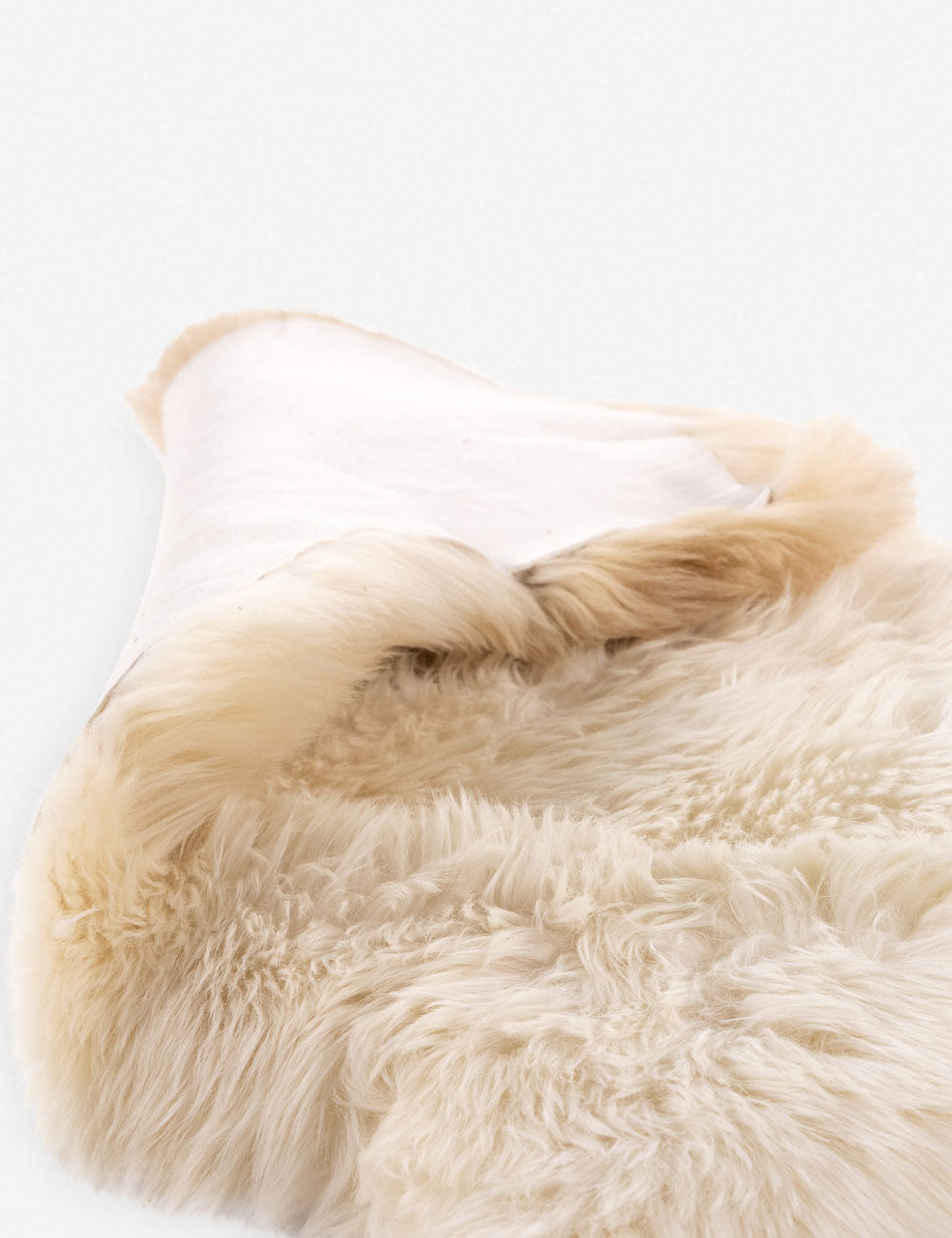 Vale Ombre Sheepskin Throw - Beige