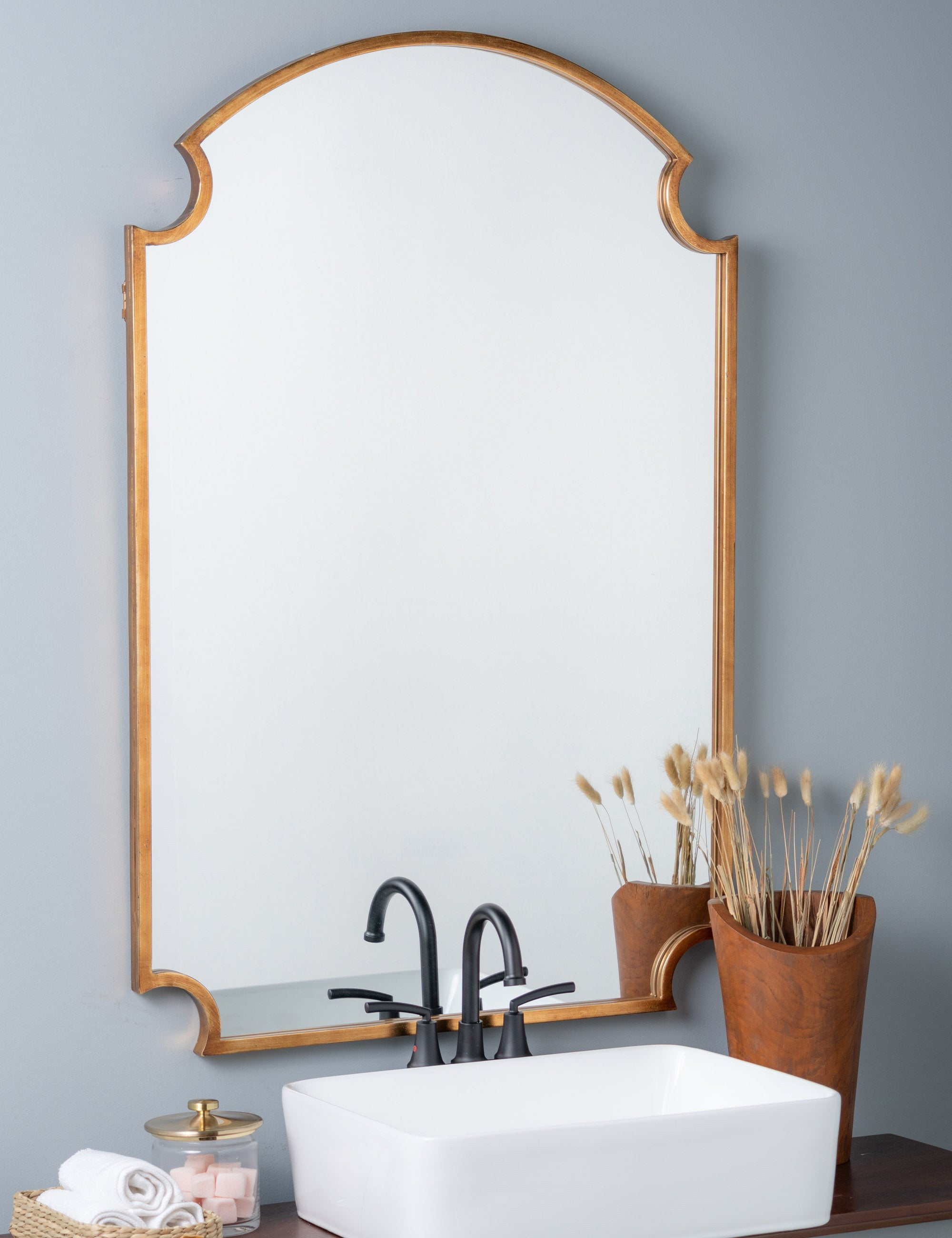 Fia Mirror