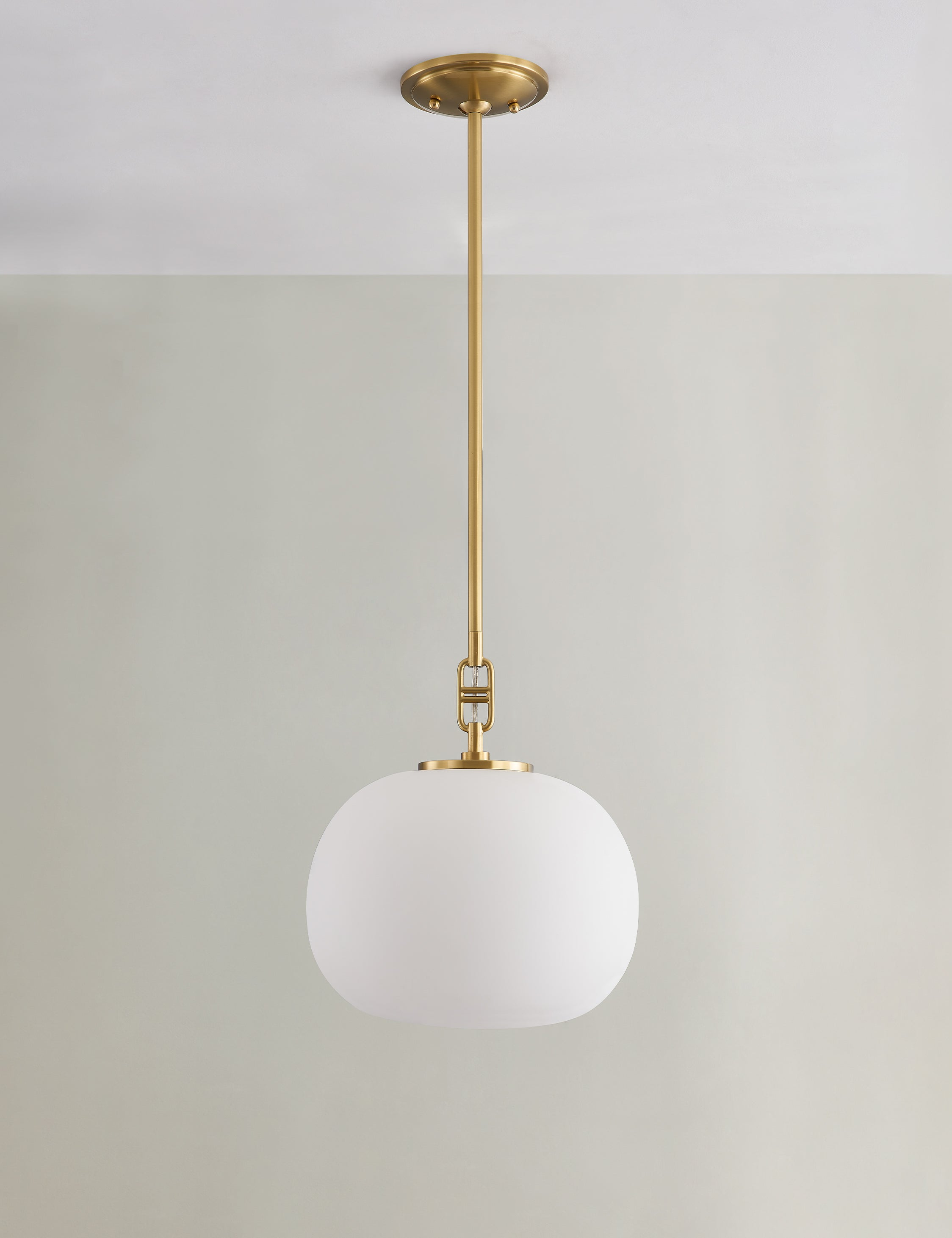 Phuong Pendant Light - Aged Brass / 11"Dia