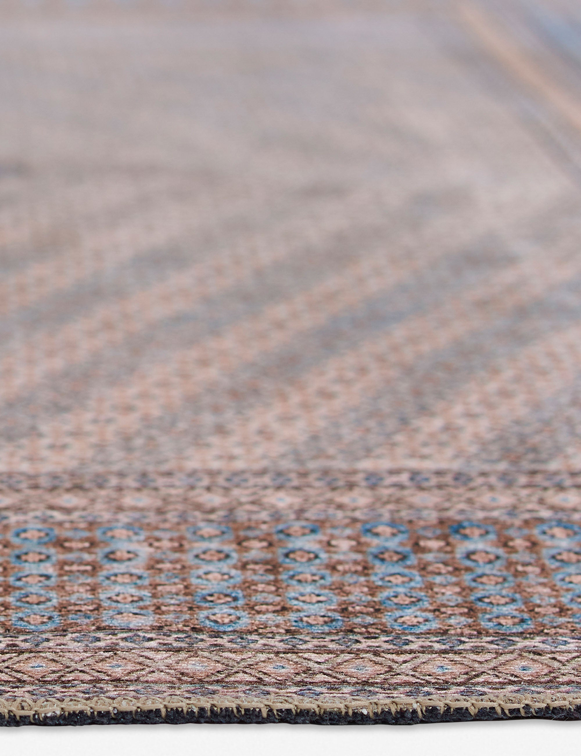 Iari Rug - 5' x 7'6"