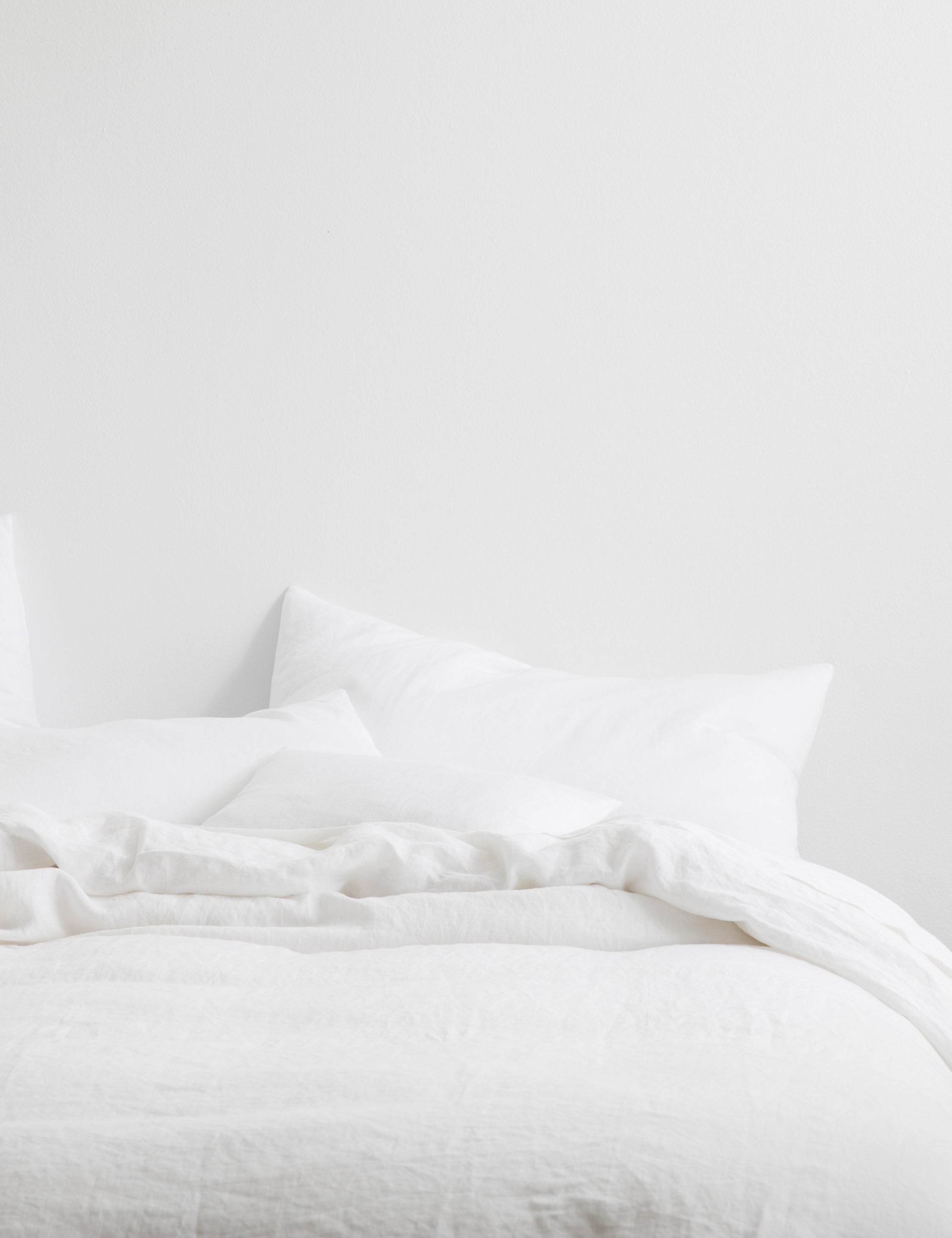 European Flax Linen Duvet Set by Cultiver - White / Queen