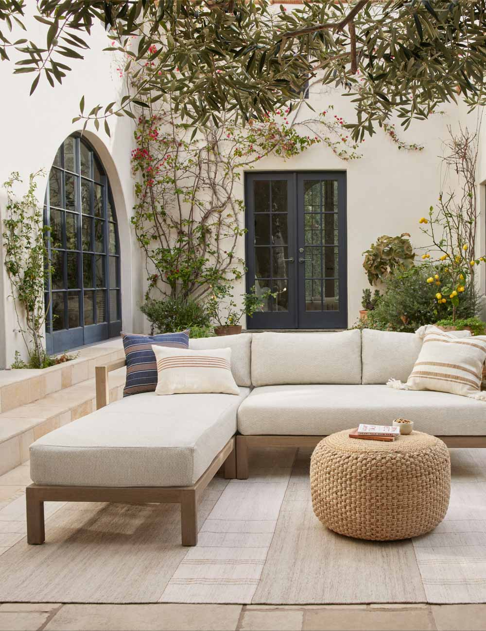 Vela Pouf - Beige