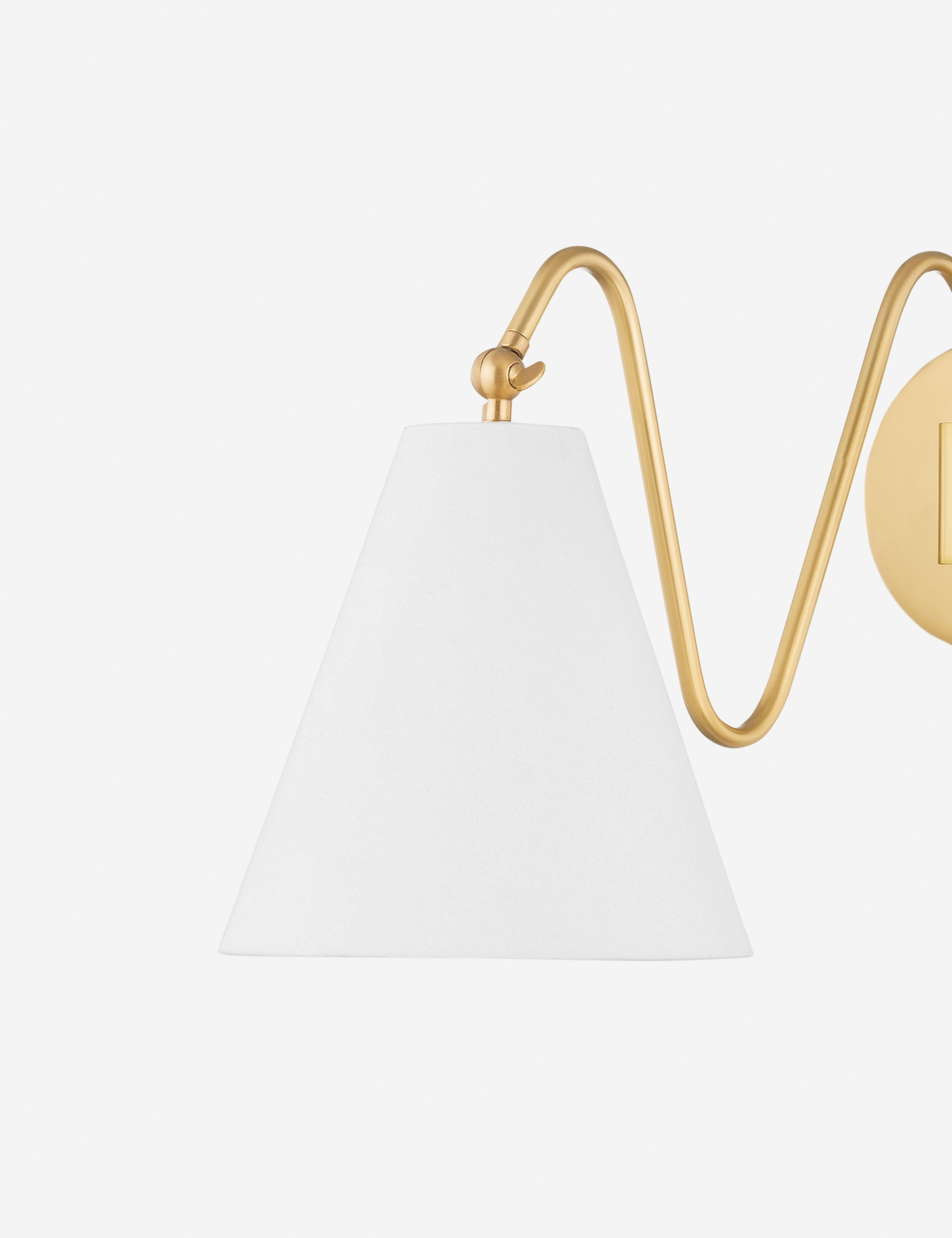 Dellon Single Plug-In Sconce - Antique Brass / Single