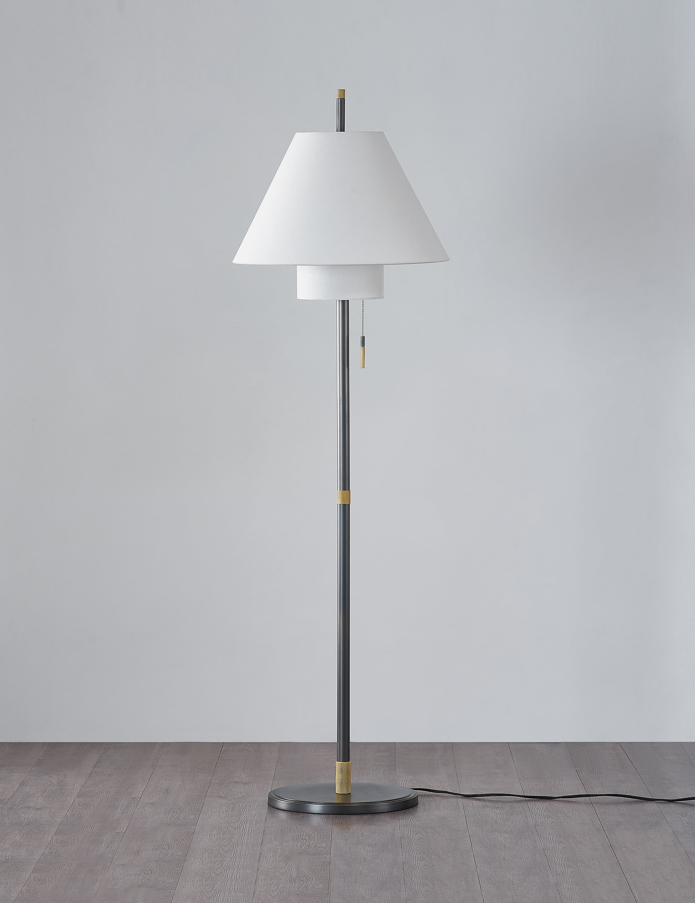 Ibsen Floor Lamp - Black