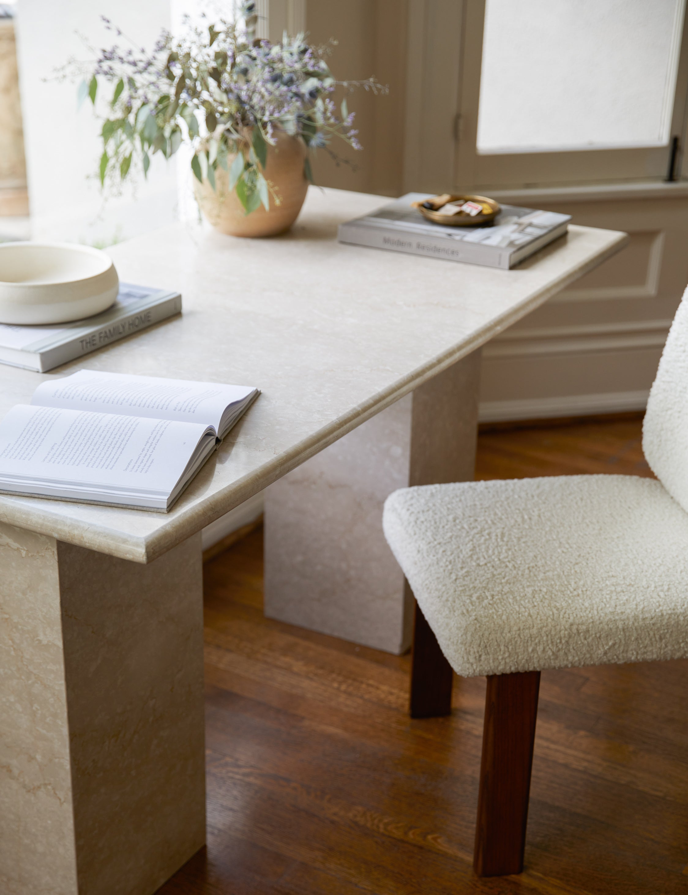 Leonel Desk - Cream Marble