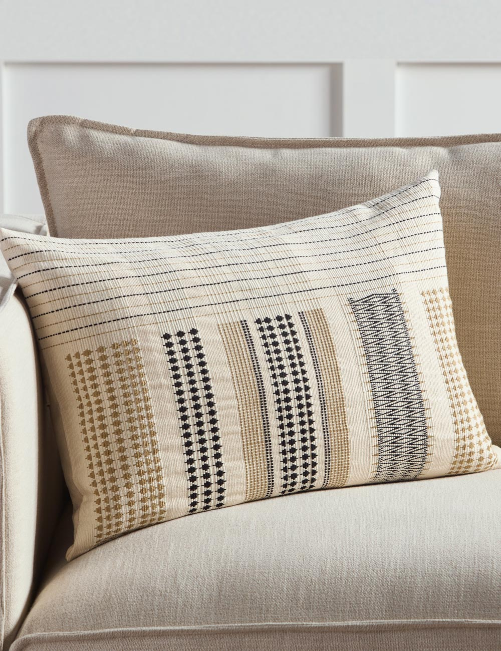Atoli Pillow - Cream / Down