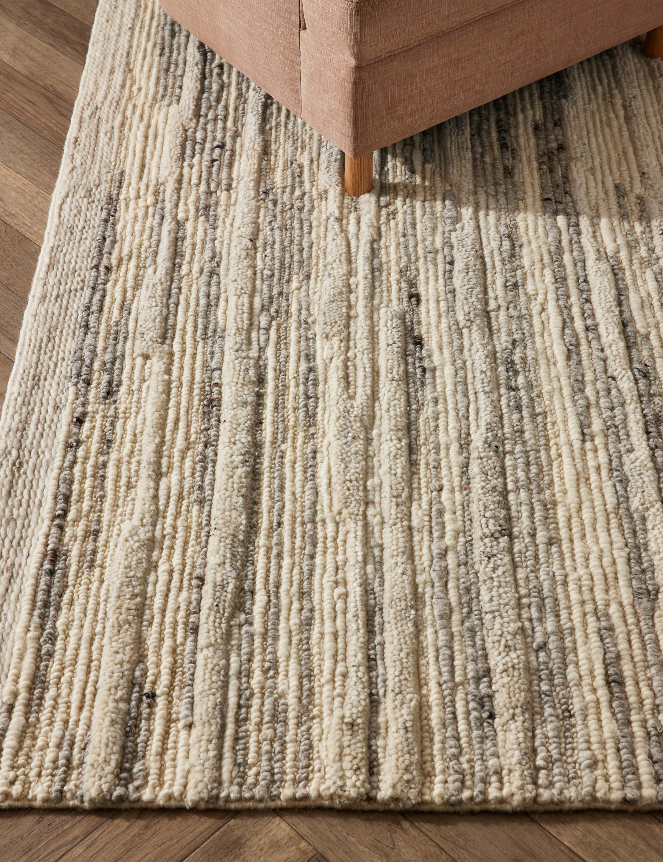 Rizzoli Handwoven Wool Rug - Gray / 2'6" x 8'