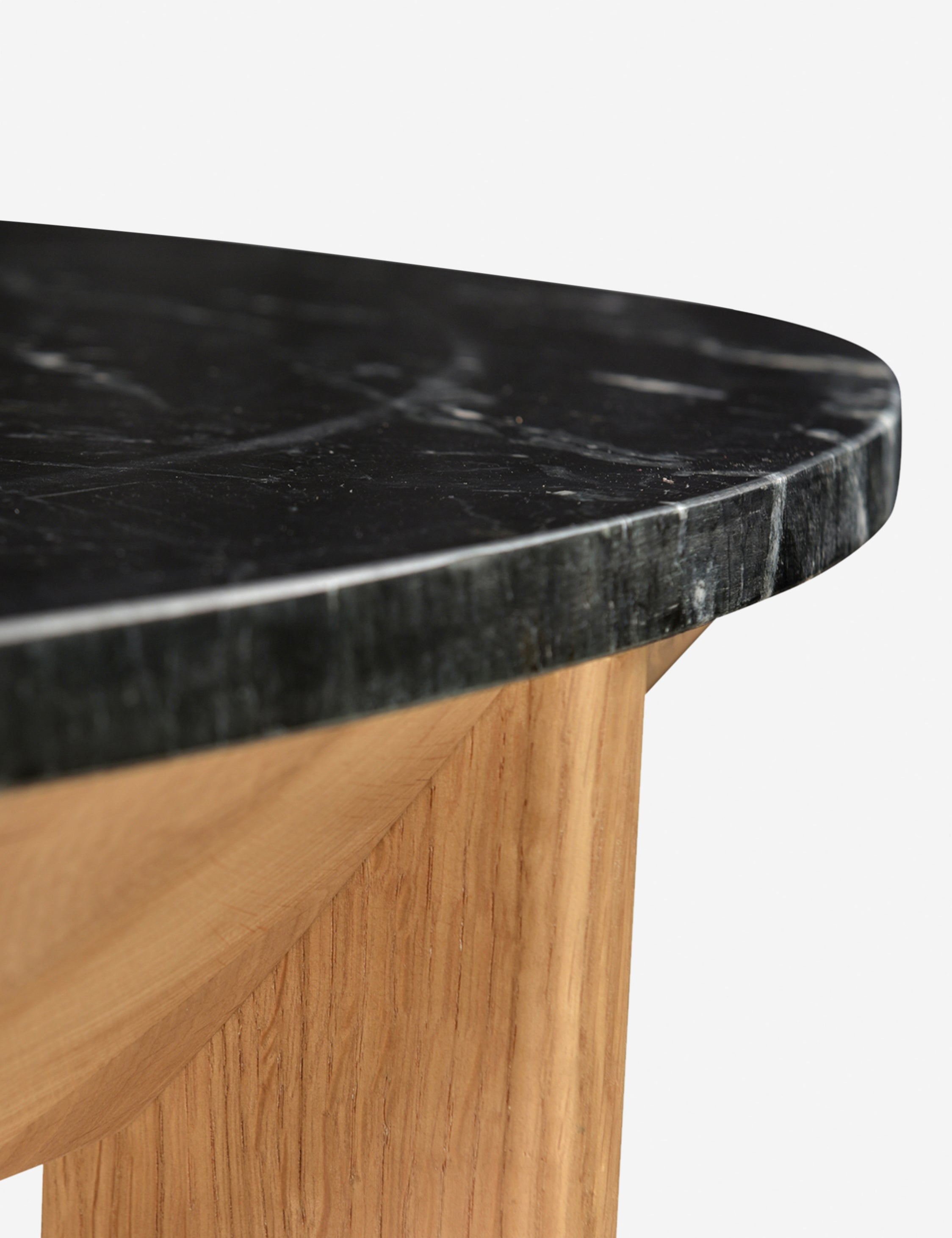 Huitink Round Dining Table - Black Marble