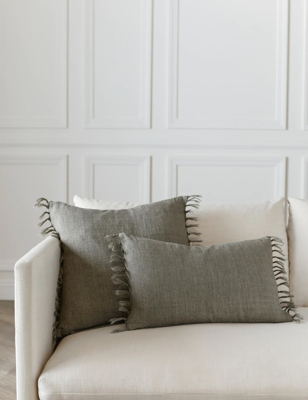Roy Linen Pillow - Sage / 13" x 21" / Down