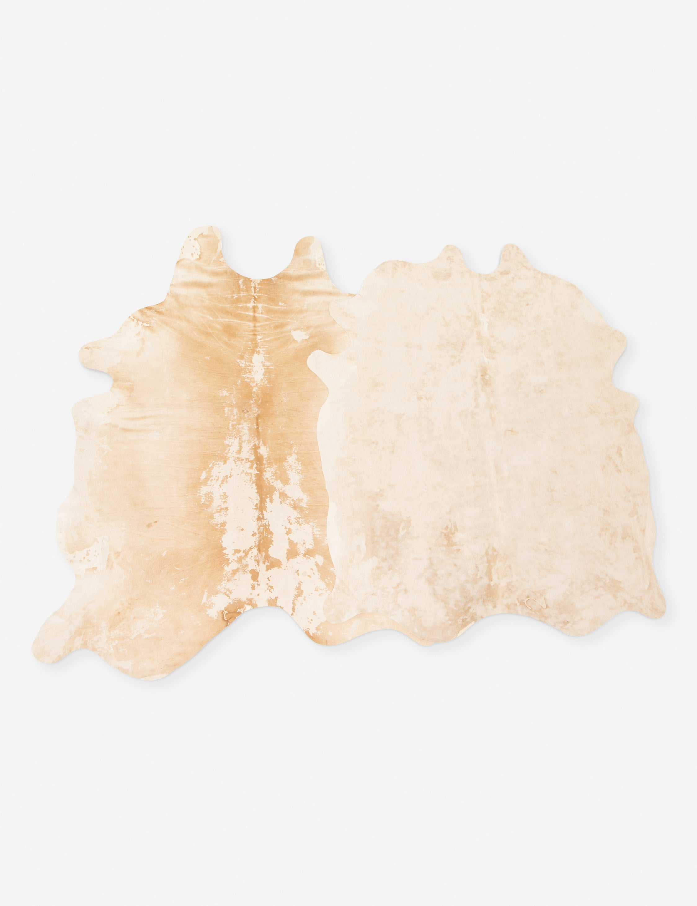 McFadden Cowhide Rug - Natural / 5' x 7'