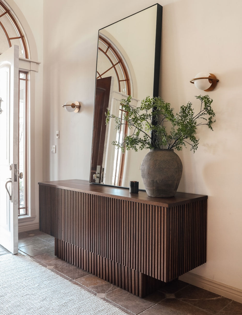 Evangeline Sconce