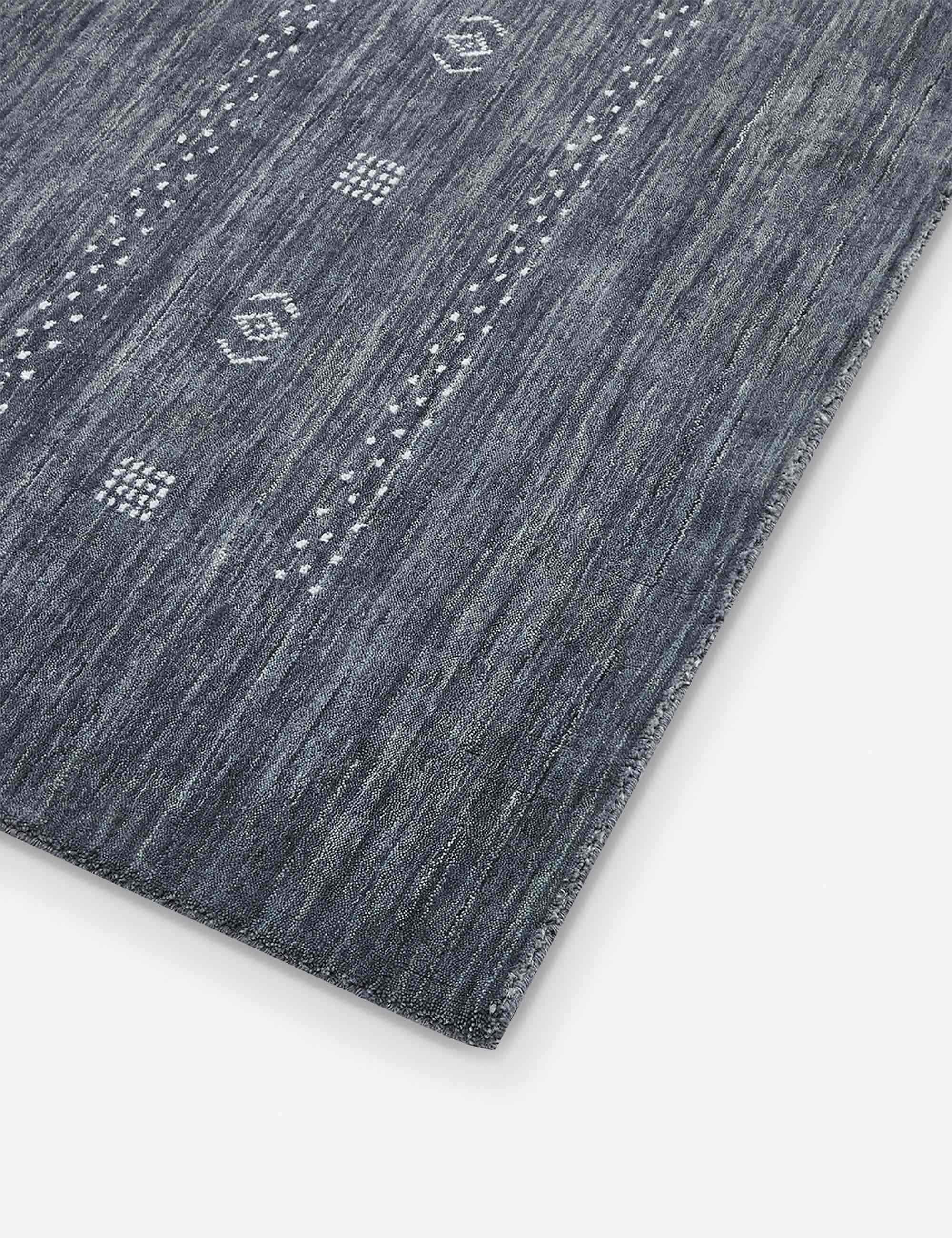 Cyrena Hand-Loomed Wool Rug - Slate / 5' x 8'