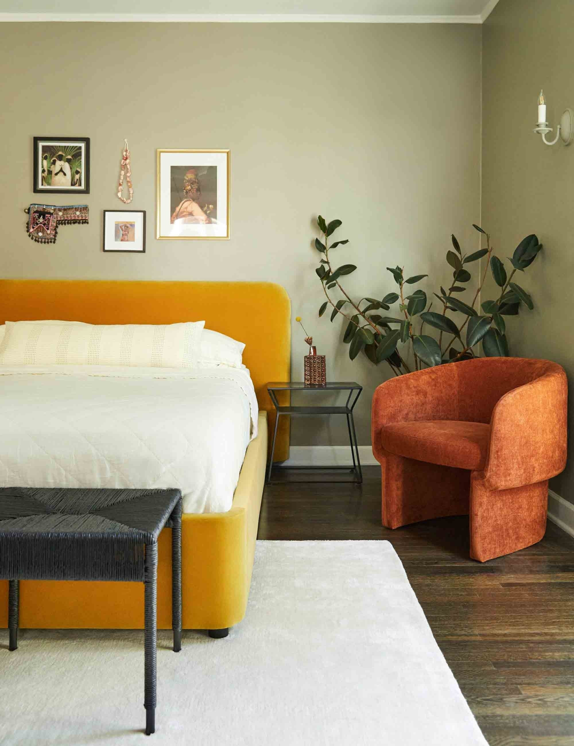 Zien Bed - Mustard Velvet / King