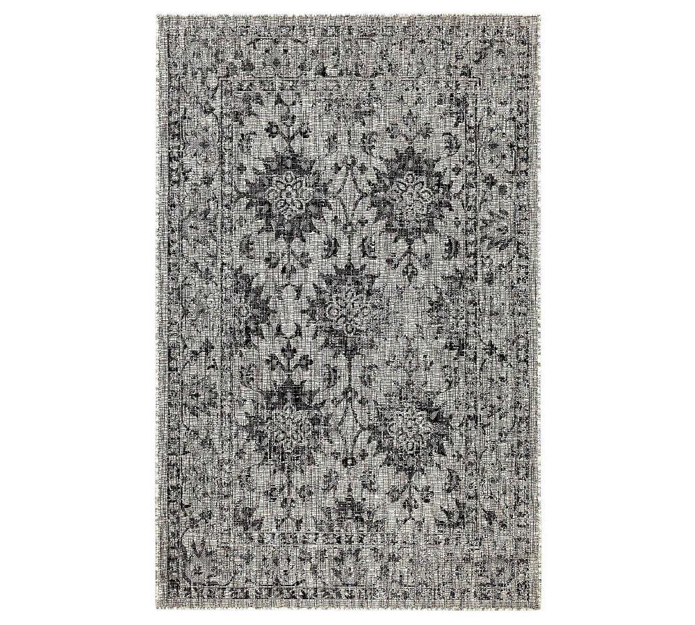 Liora Manne Carmel Vintage Floral Indoor/Outdoor Rug Black 3'3" x 4'11"