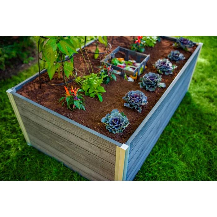 Vita Urbana Keyhole Composting Raised Garden Bed