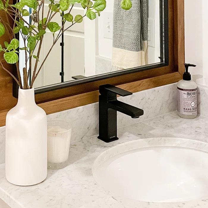 Lulani BA-600-01MB Lulani Capri Single Hole Bathroom Faucet with Drain Assembly
