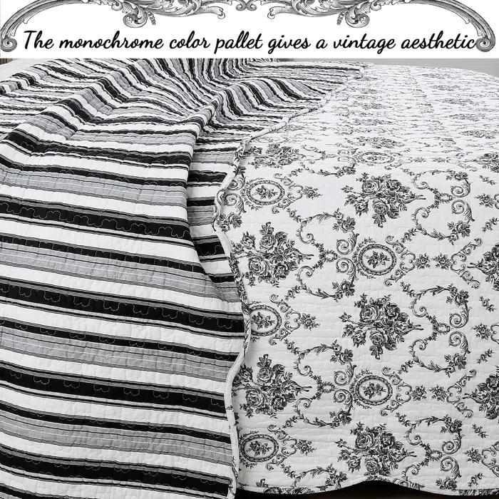 French Medallion Reversible Farmhouse / Country 3 Piece Quilt Set