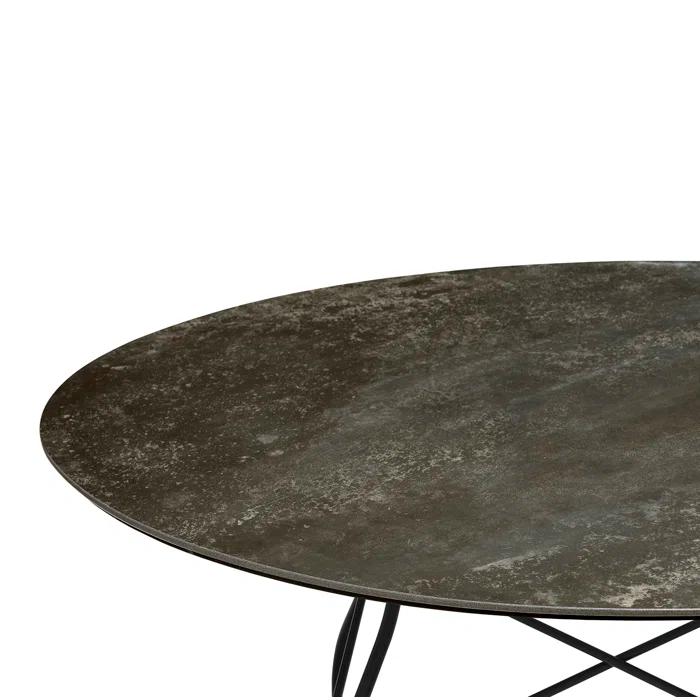 Glossy Round Table by Antonio Citterio with Oliver Löw