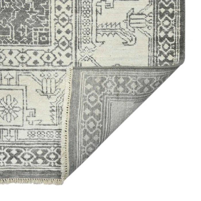 Nuit Arabe Wool Geometric Area Rug in Silver