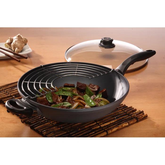 Swiss Diamond Non-Stick Cast Aluminum Wok with Lid