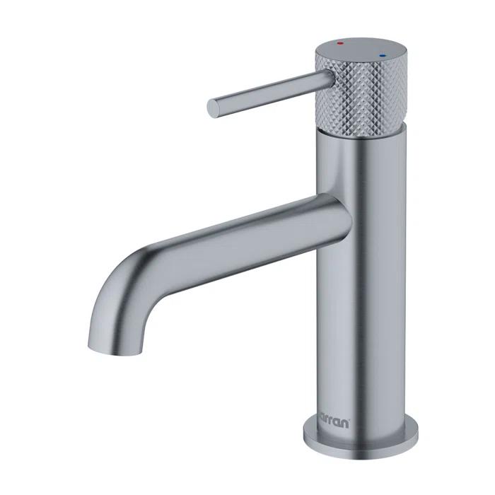 Tryst Single-Hole Single-handle Bathroom Faucet with Drain Assembly