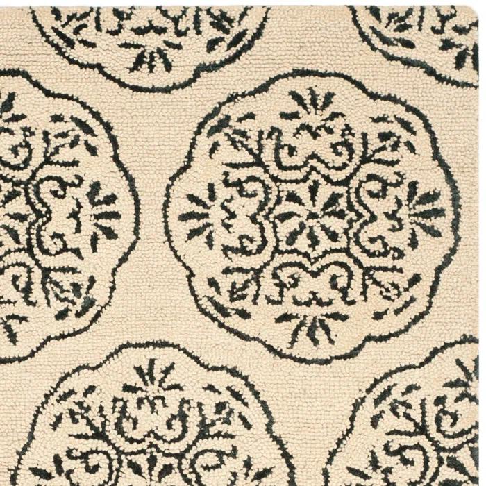 Safavieh Bella Hand Tufted Wool Damask Rug