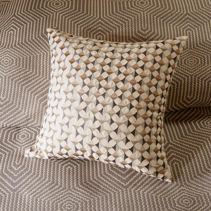 Madison Park Signature Shades of Grey Textured Comforter Set