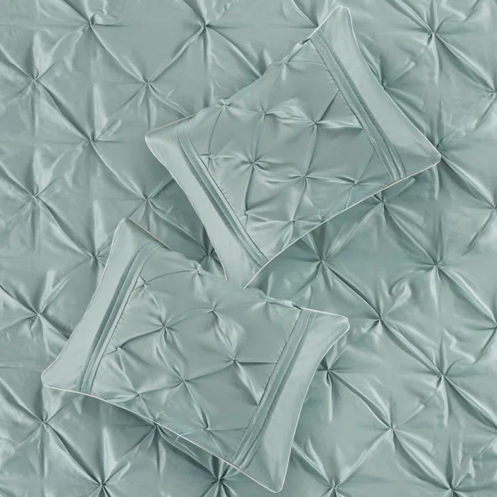 Madison Park Laurel 7 Piece Tufted Comforter Set