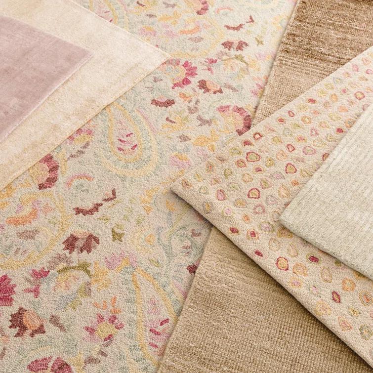 Cat'S Paw Pastel Hand Micro Hooked Wool Rug