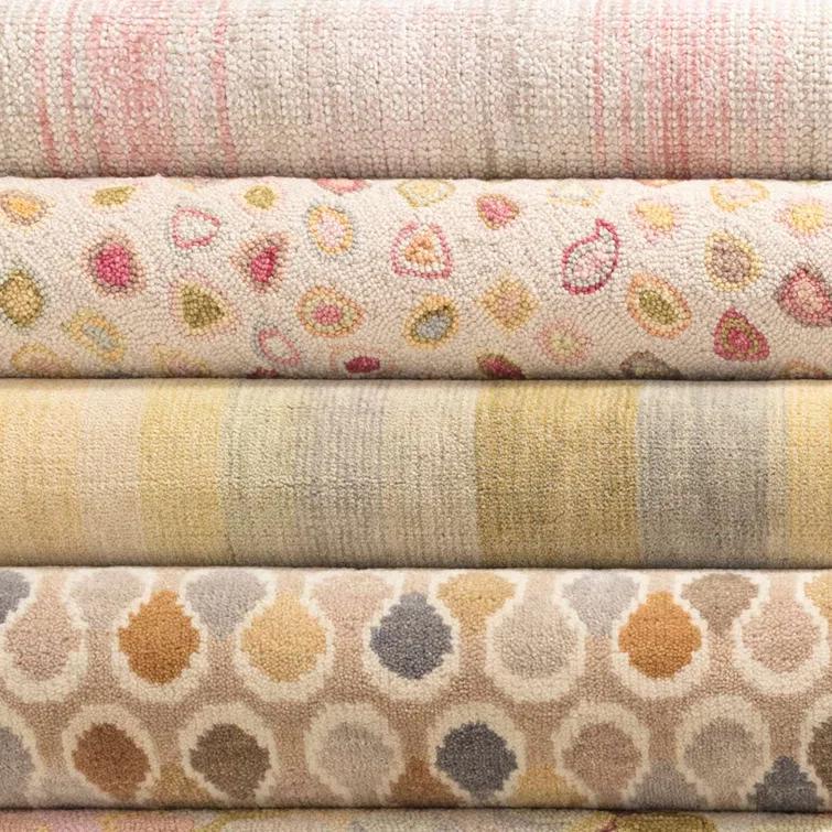 Cat'S Paw Pastel Hand Micro Hooked Wool Rug