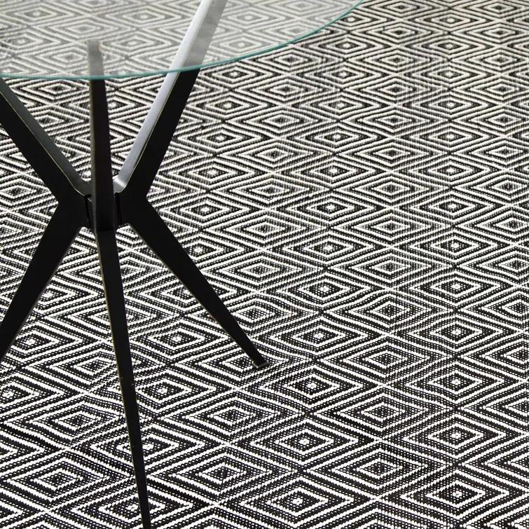 Diamond Black/Ivory Handwoven Indoor/Outdoor Rug