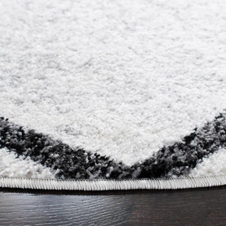 Wyckhoff Performance Geometric Rug