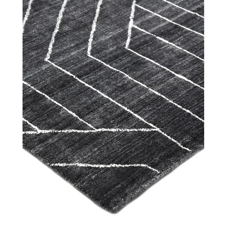 Kali Geometric Area Rug