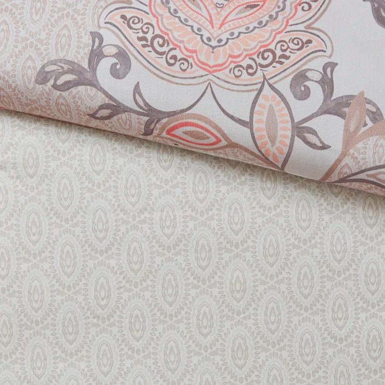 Madison Park Isla 3 Piece Reversible Cotton Floral Duvet Set