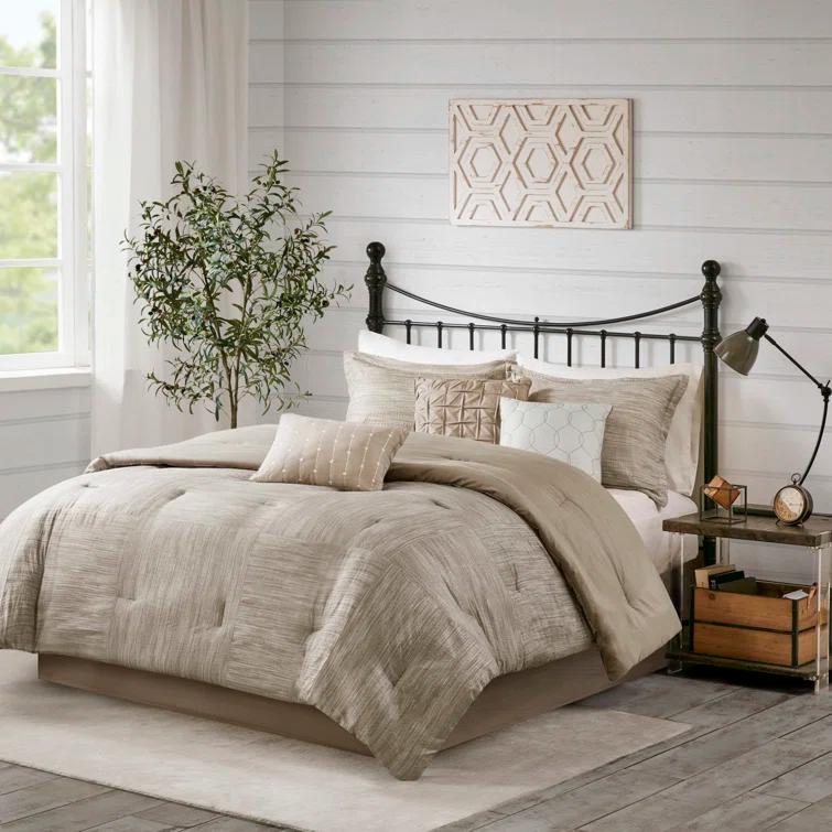 Madison Park Walter 7 Piece Printed Weave Seersucker Comforter Set