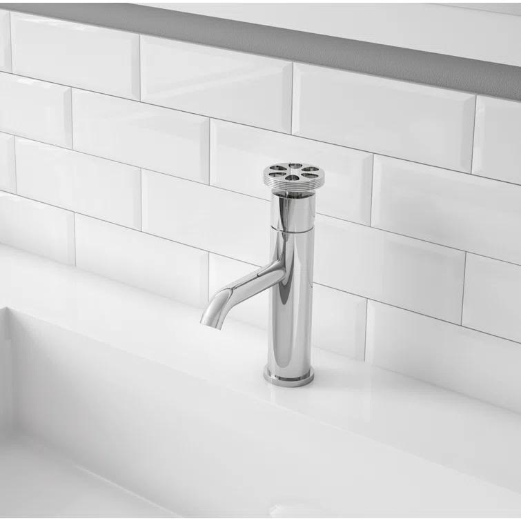 Nova Single-Hole Single-handle Bathroom Faucet
