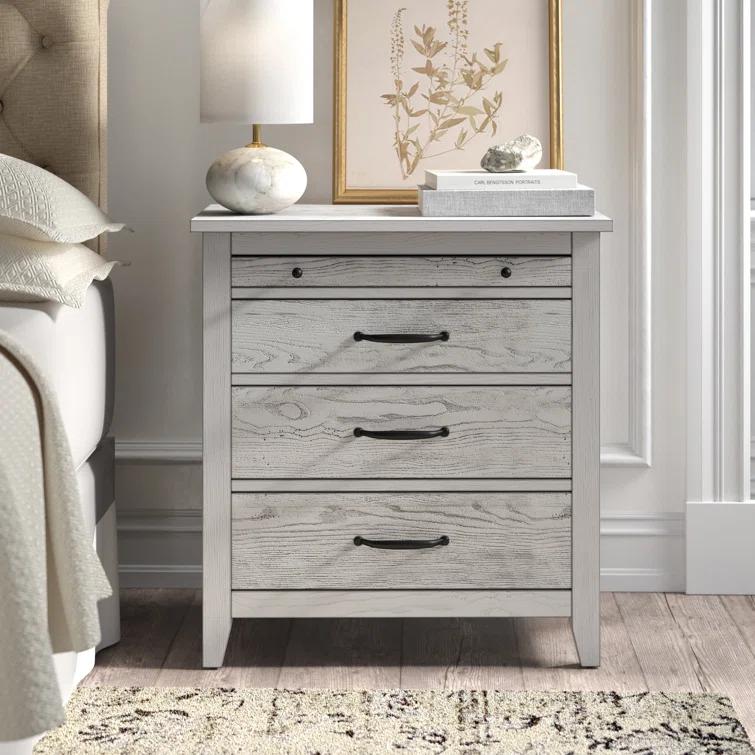 Bungalow Rose Hamar 28'' W Nightstand