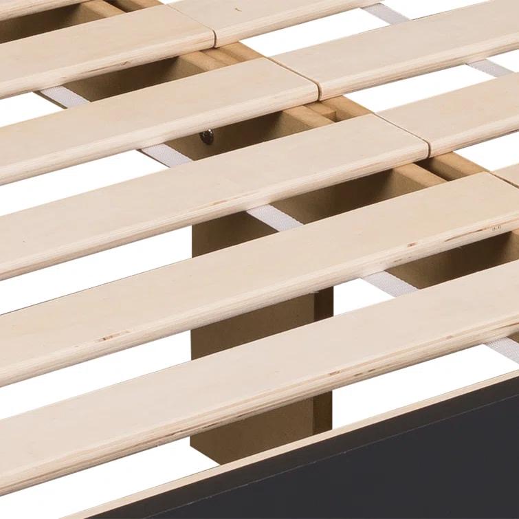 Kirandip Select 4-Post Platform Bed
