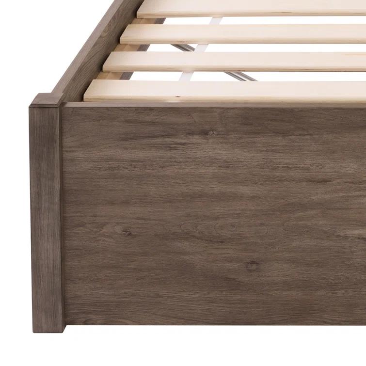 Kirandip Select 4-Post Platform Bed